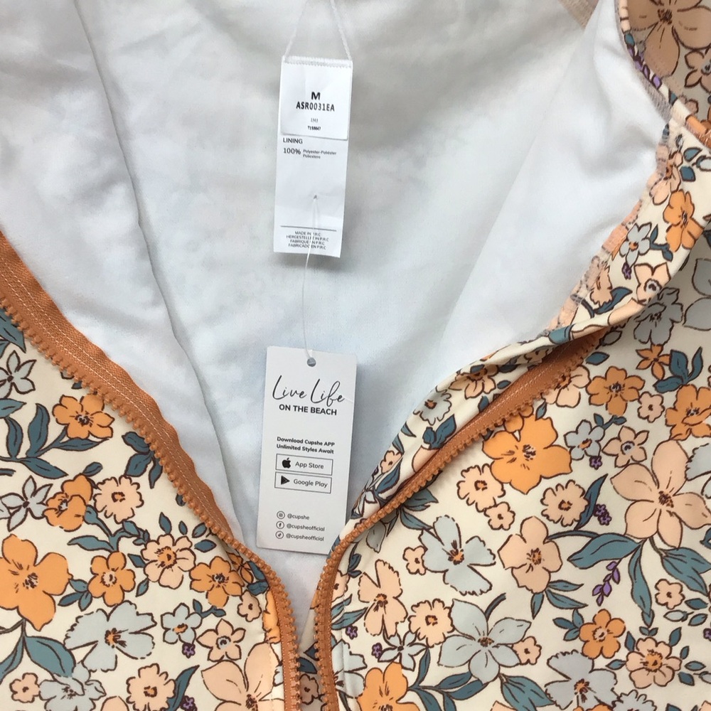 NWT Cupshe Floral One Piece Swimsuit - Orange and Cream size M - Picture 2 of 7